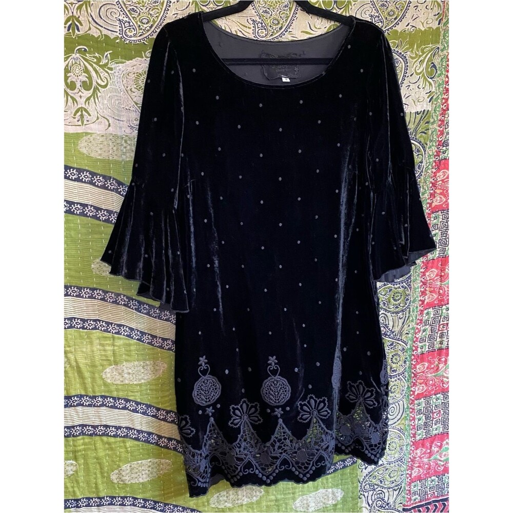 Johnny Was Love Black Roxanne Bohemian Velvet Whimsigoth Mini Dress Medium - Picture 7 of 14